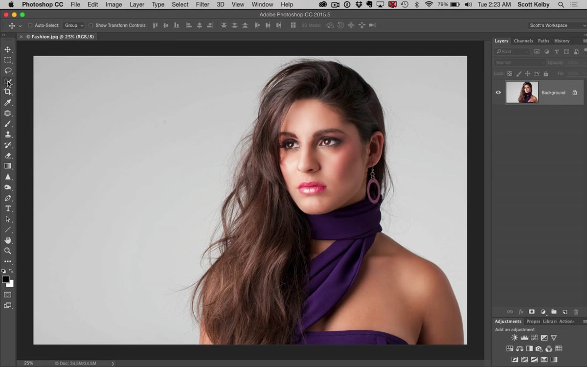 Lasso tool drawing a loose selection around subject&rsquo;s hair